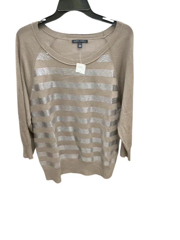 Athletic Sweatshirt Crewneck By Nike In Maroon, Size: Xs Dynamic Men's Glow