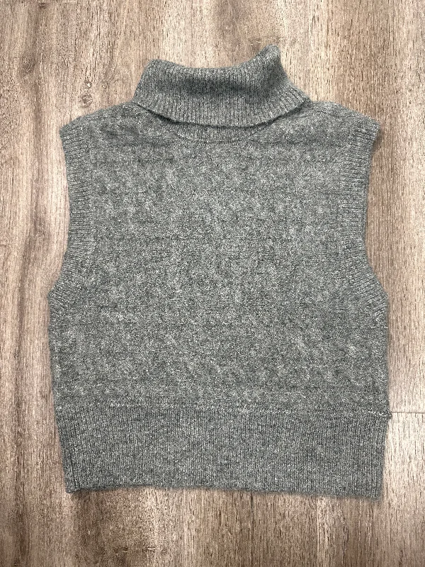 Vest Sweater By Old Navy In Grey, Size: S Casual Men's Loose