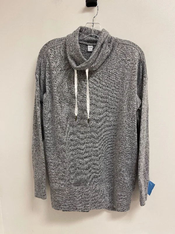 Athletic Sweatshirt Collar By Old Navy In Grey, Size: M Refined Men's Hand