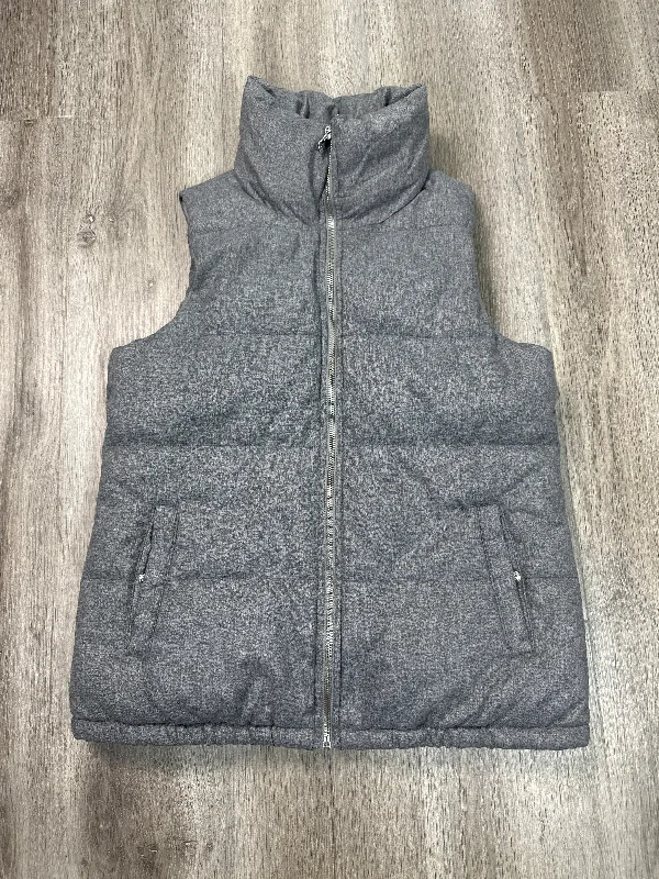 Vest Puffer & Quilted By Old Navy In Grey, Size: Xs Refined Men's European