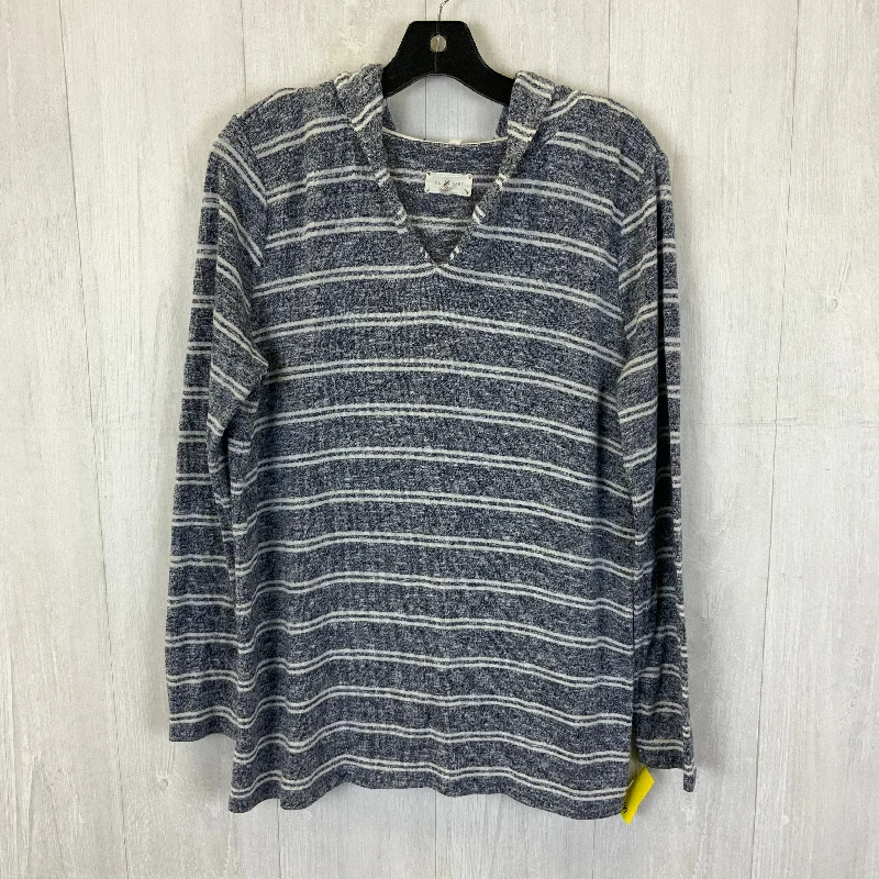 Sweatshirt Hoodie By Lou And Grey In Blue & White, Size: M Unique Men's Upcycled